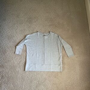 NWOT Spanx Perfect Length Dolman 3/4 Sleeve Light Gray Top